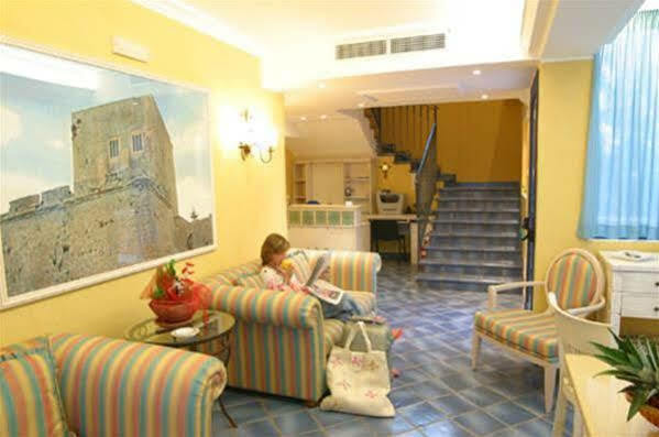 Motel - Hotel Nautico Pozzallo Extérieur photo